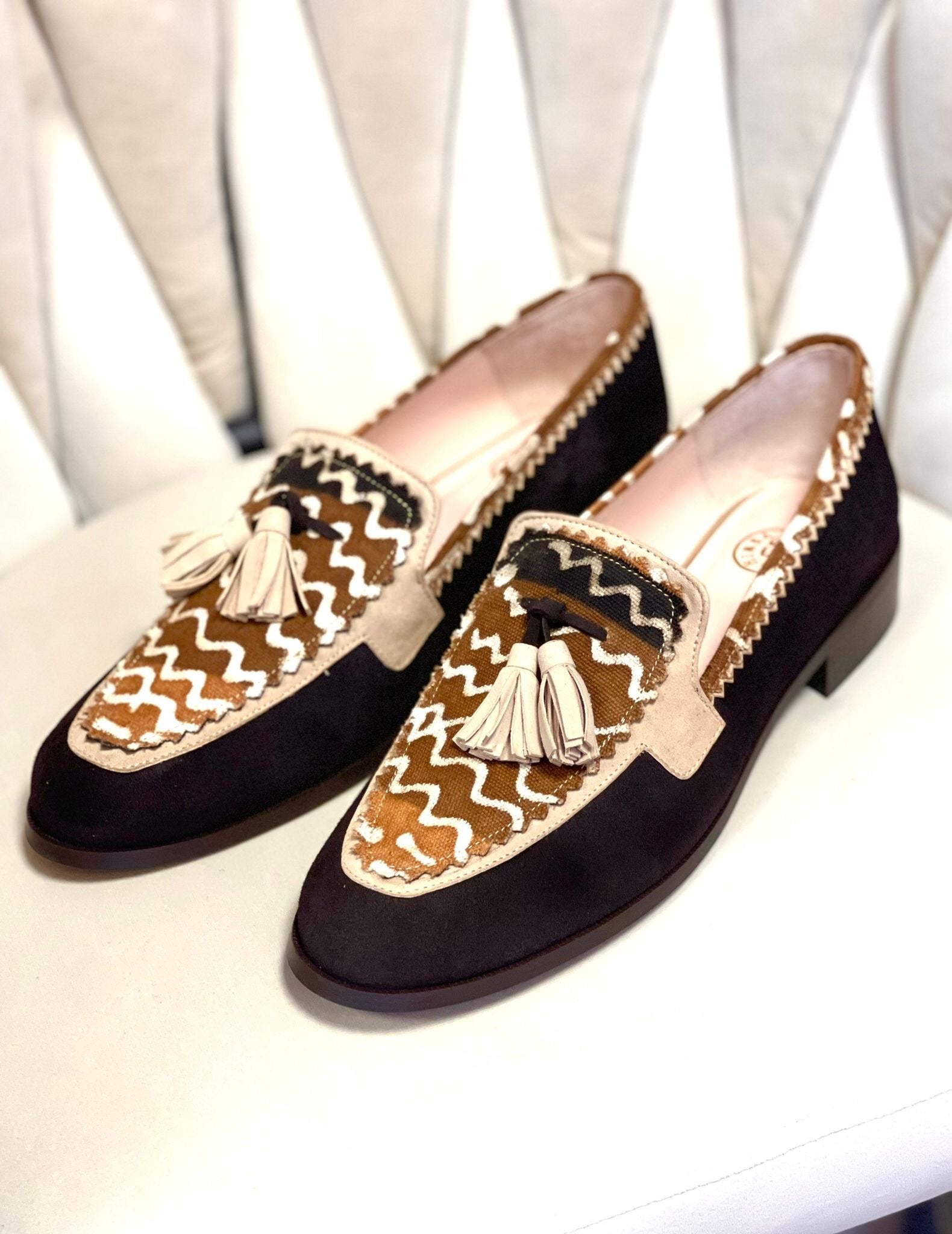 Mocassins HUAMBO en cuir et Bogolan par Himba Fashion