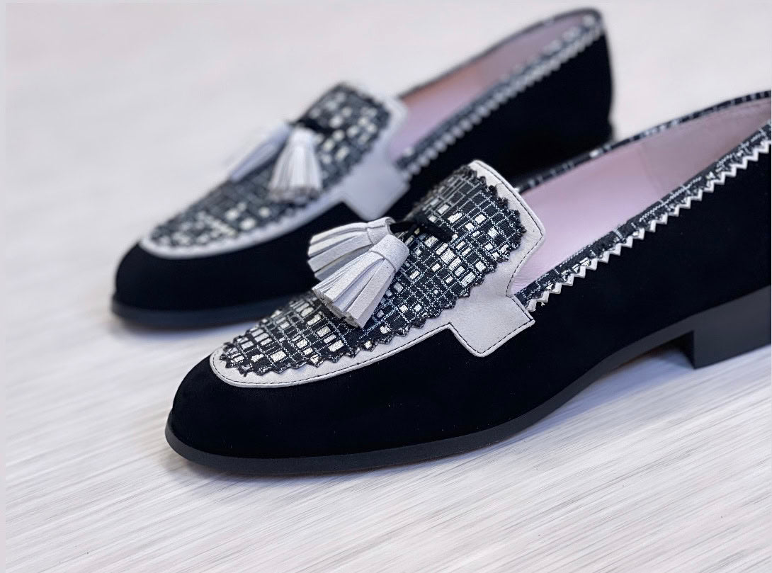 Les mocassins Zeno ajoutent une touche de charme et d'originalité à votre tenue de danse.