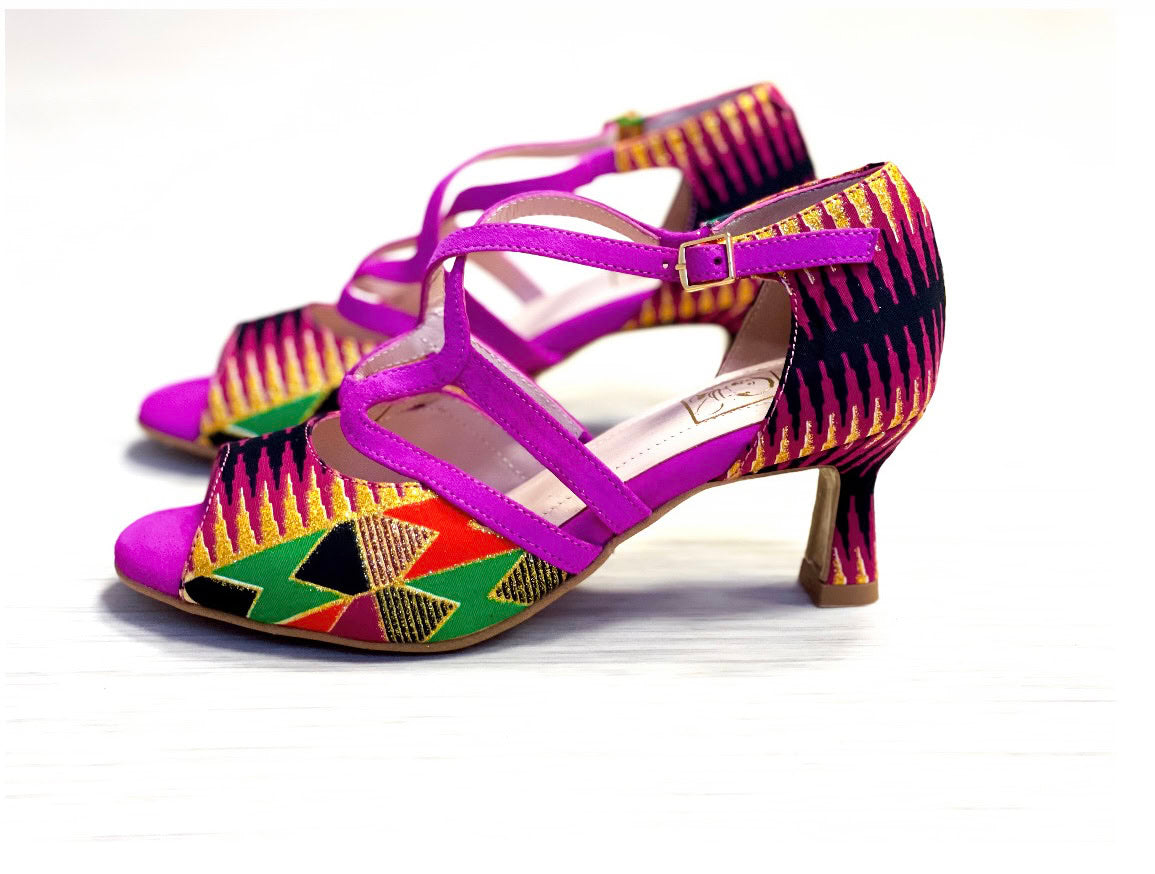 Escarpins Mikatinho: Élégance et confort en cuir daim bleu et fuchsia, idéals pour la danse de salon, Kizomba, salsa, tango Fabriqués main au Portugal.