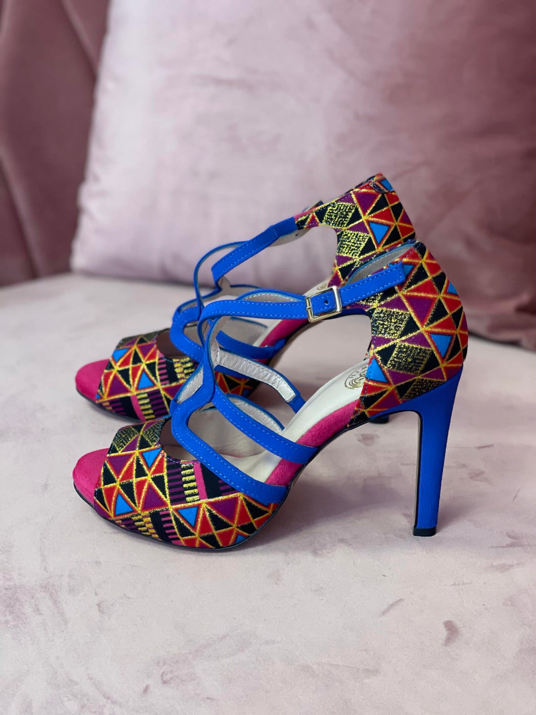 himba-fashion-escarpins-nzinga-cuir-wax