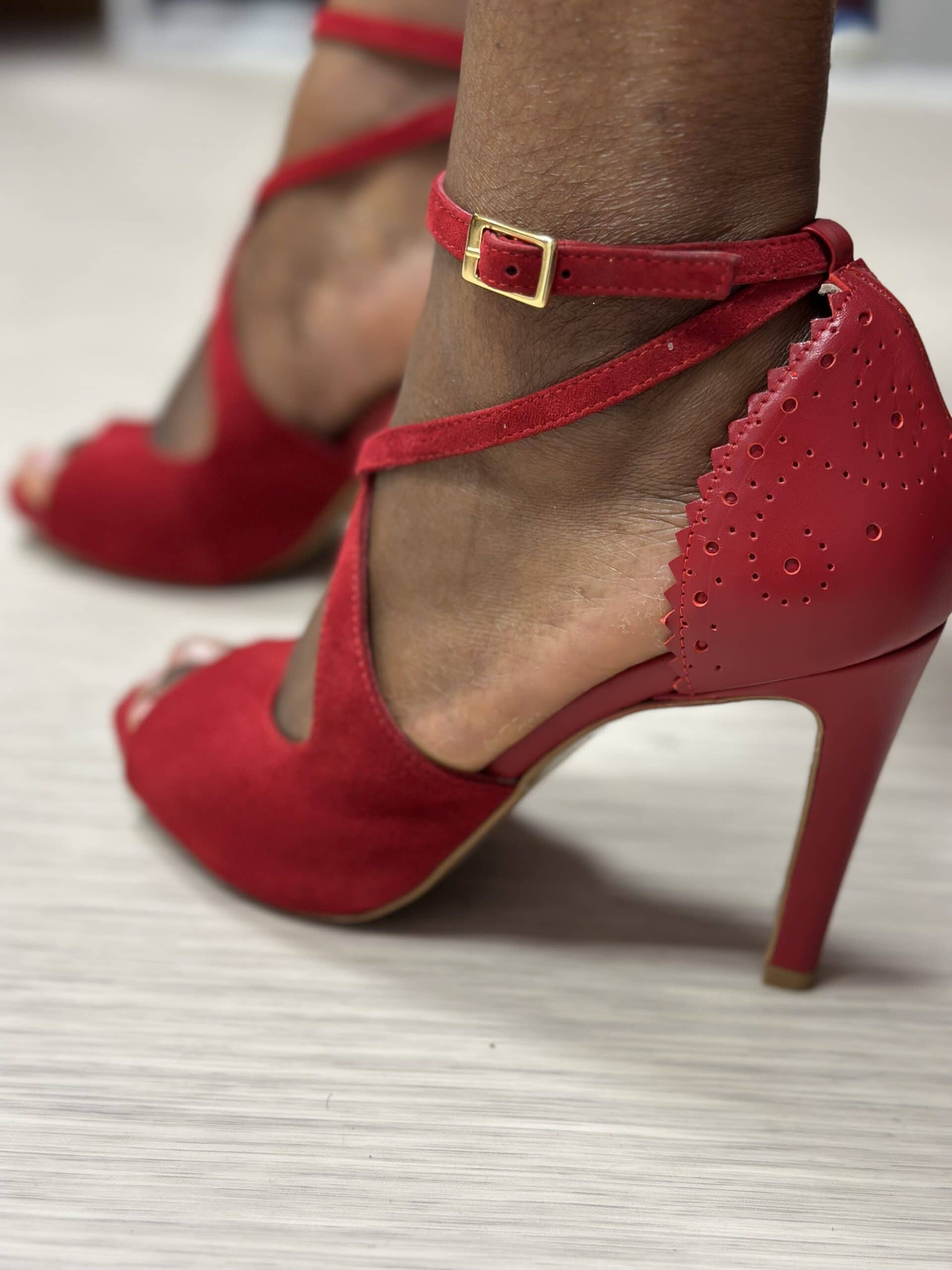 Himba Fashion - Chaussures Danse Kizomba Femme en cuir rouge