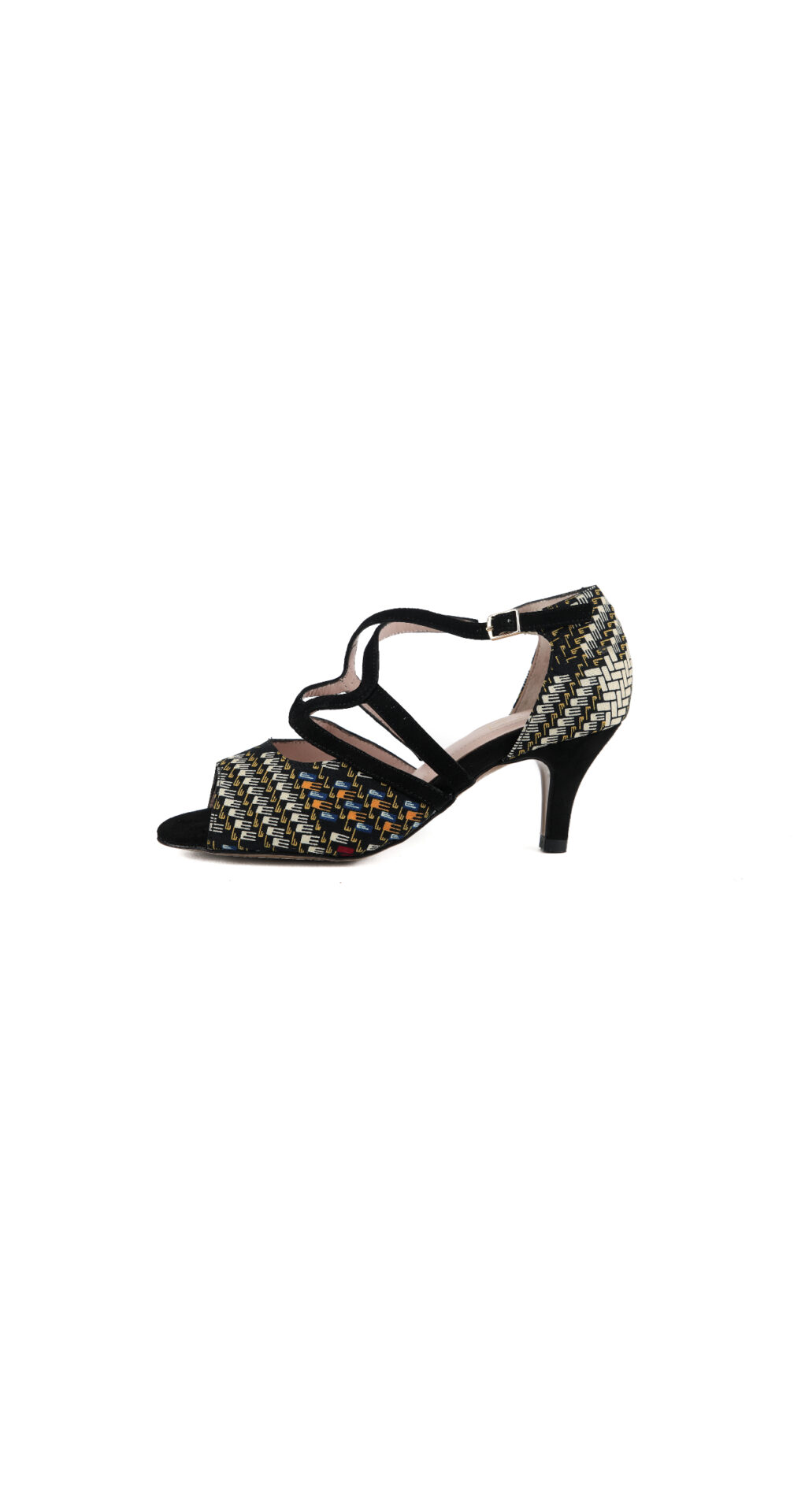 Himba Shoes - Danse Femme. Escarpins MAHE PRAIA en cuir et tissu ethnique Wax. Apportez une touche d’originalité à vos tenues avec des talons originaux et colorés, au quotidien ou pour danser car ils sont extrêmement confortables.
