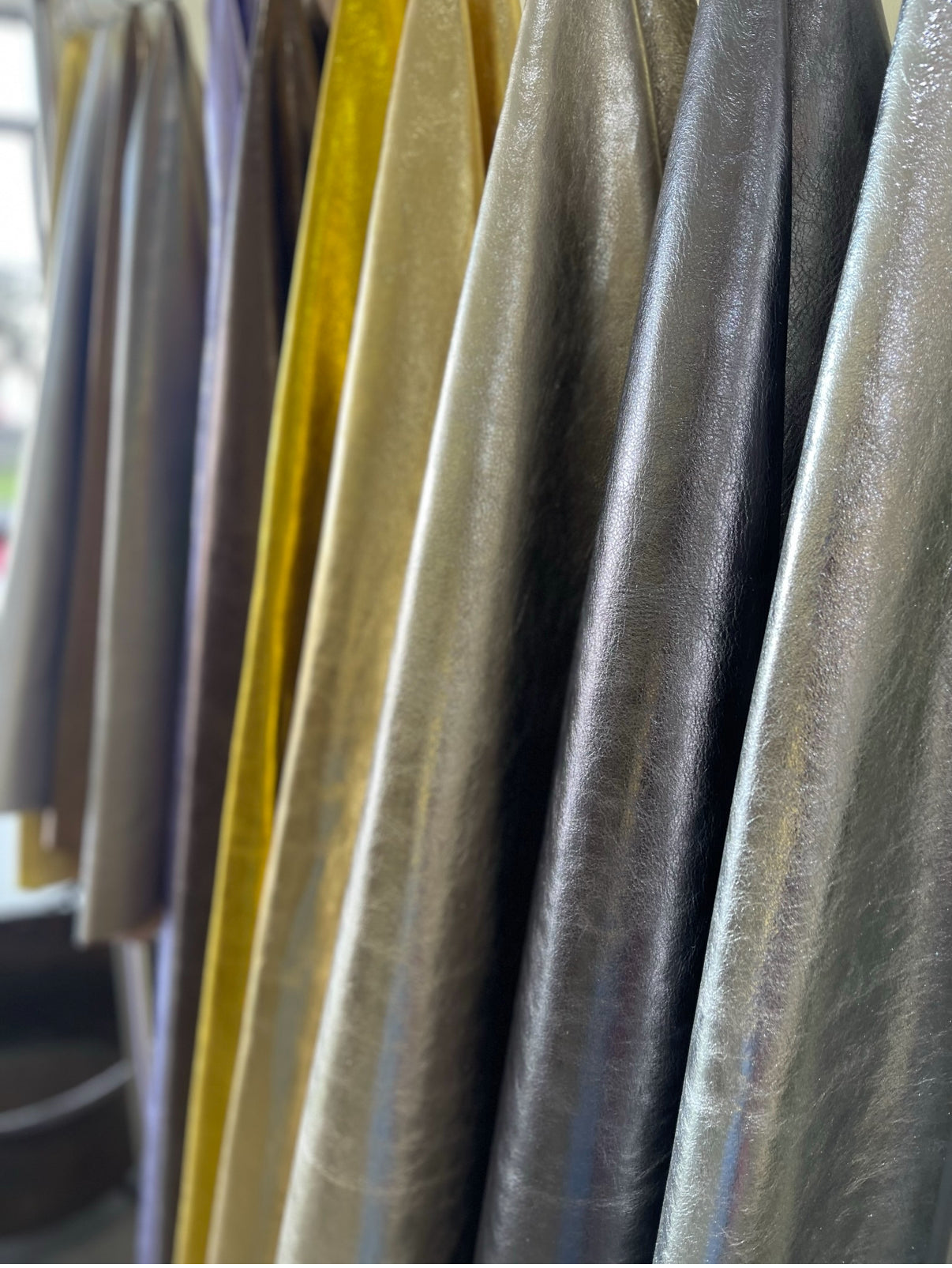 Sélection de cuirs colorés
