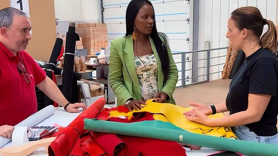 Tecidos de Moda e Artesanato Himba