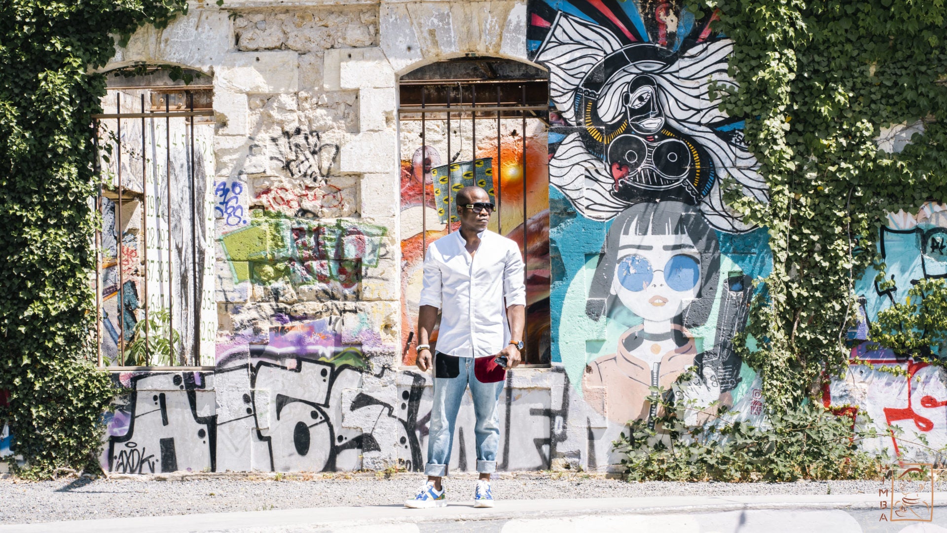 baskets Himba en cuir et tissu africain kente