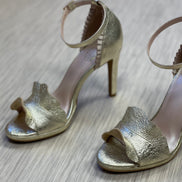 himba-fashion-escarpins-kia-cuir-dore-kizomba-ceremonies