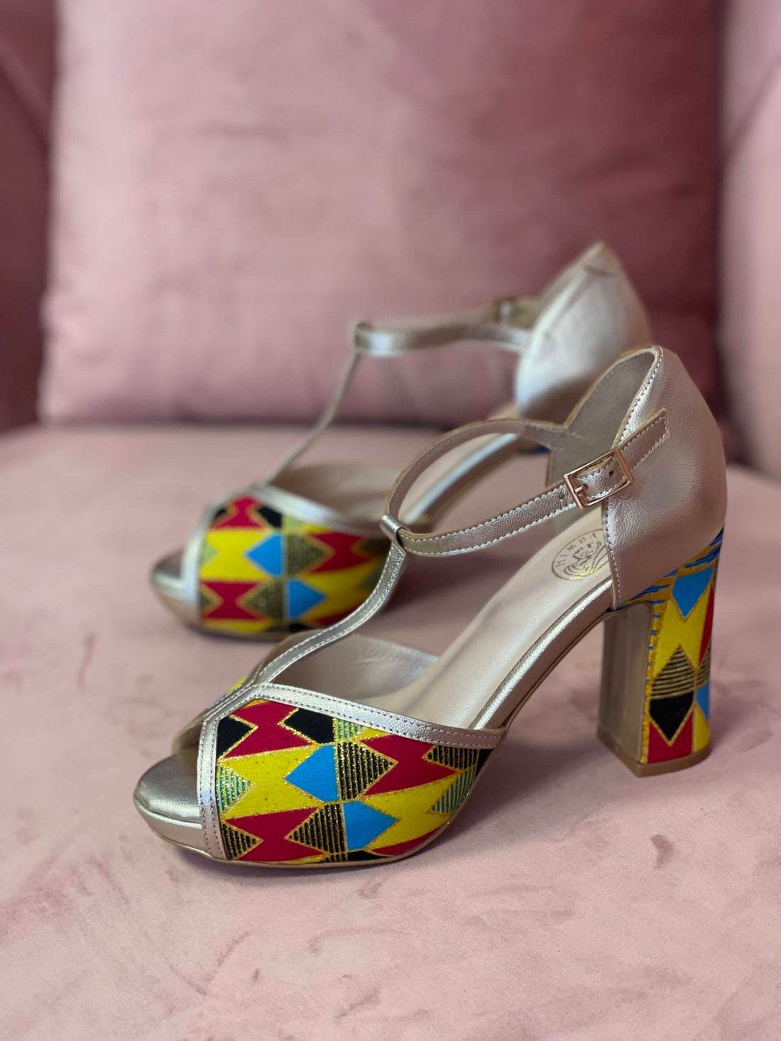 himba-fashion-makela-chaussures-talons-bloc-cuir-wax