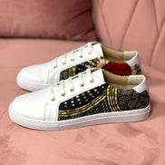 Sneakers NAMIBE – Fusion d’Élégance Artisanale et Design Unique en Cuir Wax