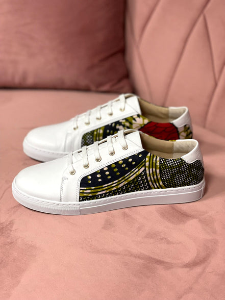 Sneakers NAMIBE – Fusion d’Élégance Artisanale et Design Unique en Cuir Wax
