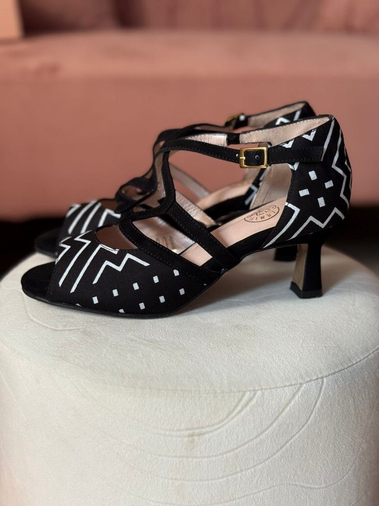 himba-fashion-danse-kizomba-aptaboginha-cuir-wax