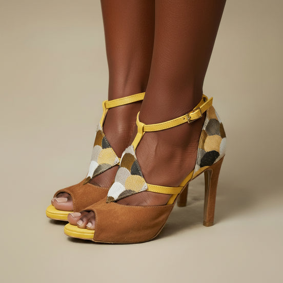 Chaussures kizomba Kaliza portées - Escarpins danse kizomba jacquard motifs confort talon - Himba Fashion