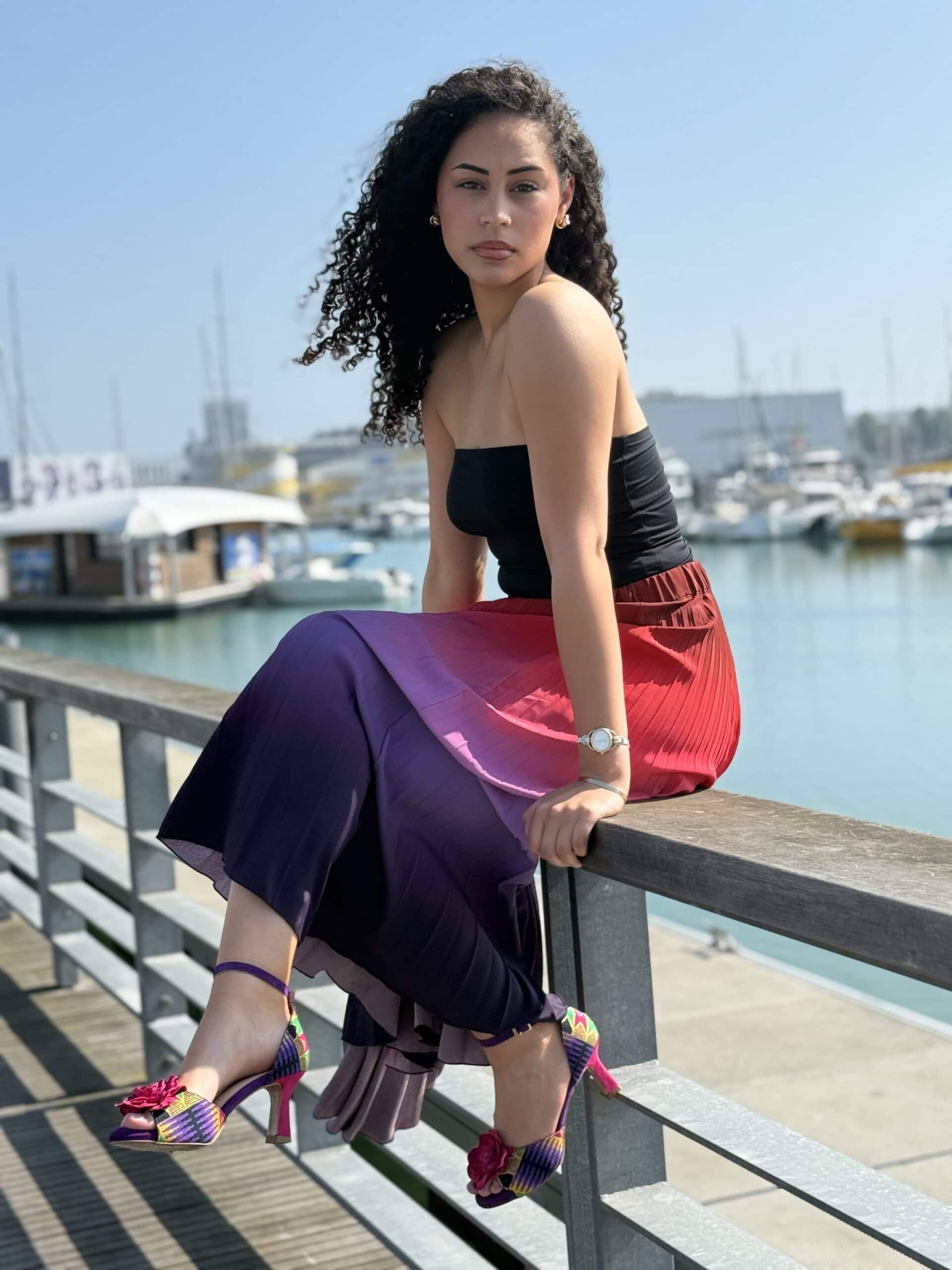 Chaussures kizomba Weya portées - Escarpins danse kizomba wax fleurs confort talon - Himba Fashion