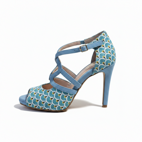 Chaussures kizomba Zuri bleu - Escarpins danse kizomba jacquard motifs éventails bride croisée talon - Artisanat portugais Himba Fashion