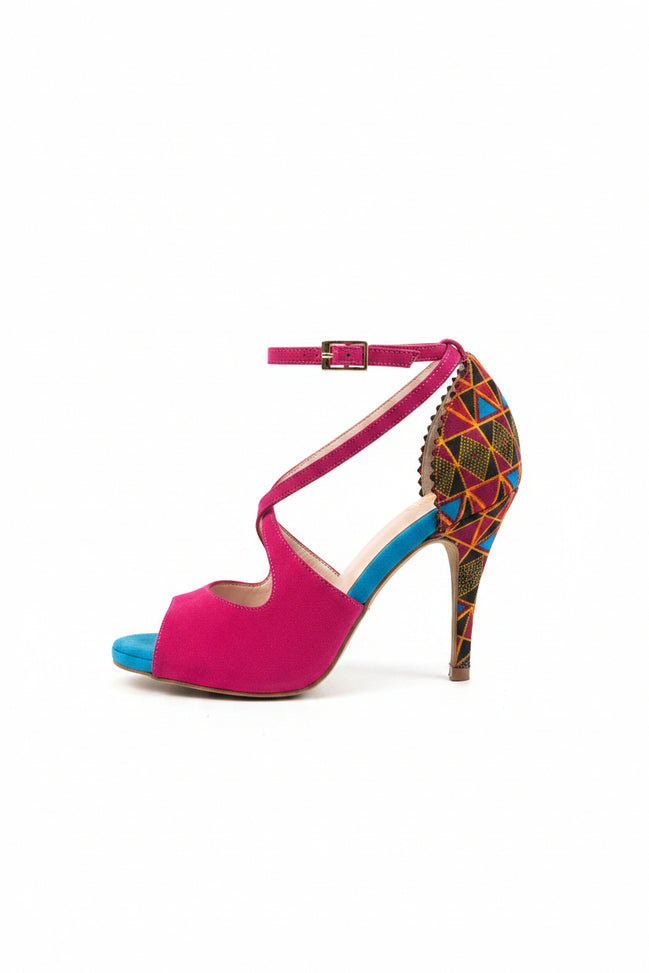 Escarpins KUDIA fuchsia et bleu ciel - cuir artisanal et wax africain - talon 9cm - vue de profil  -  HIMBA Fashion