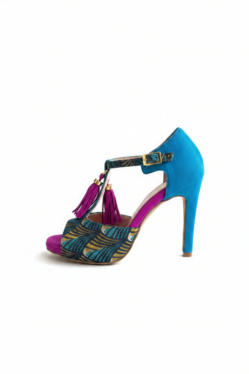 Escarpins BANZA bleus et fuchsias - cuir daim artisanal et touches de jacquard - talon 8,5cm - vue de profil - HIMBA Fashion
