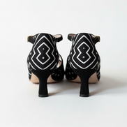 Escarpins kizomba Aptaboginha vue arriere - Talon stable bride croisée bogolan - Himba Fashion