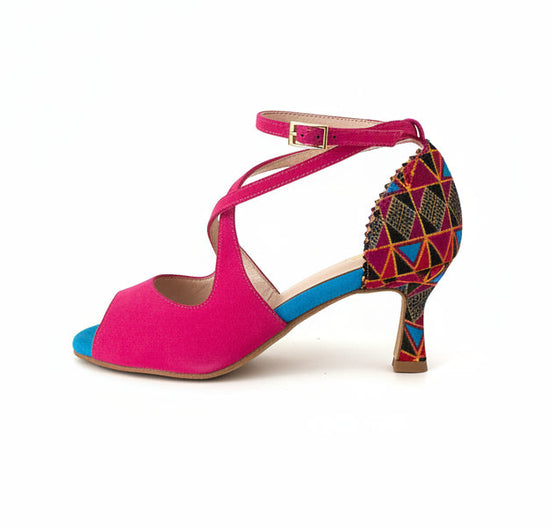 Escarpins KUDINHA fuchsia et bleu ciel - cuir artisanal et wax africain - talon 5cm - vue de profil - HIMBA Fashion