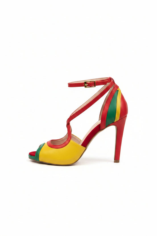 Escarpins NSI SENEGAL rouges, jaunes et verts - cuir artisanal - talons 9cm - vue de profil - HIMBA Fashion