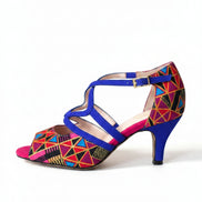 Escarpins NZINGINHA bleu royal et fuchsia - cuir artisanal et wax africain - vue de profil - talon 5cm - HIMBA Fashion