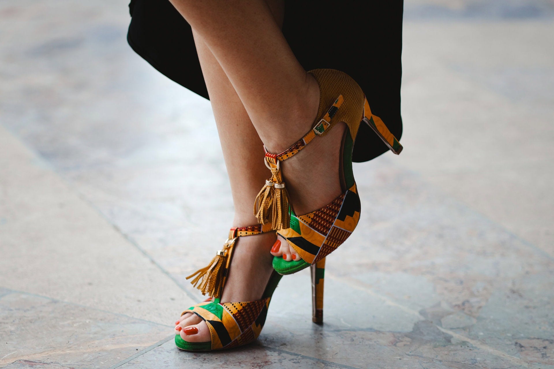 Himba - Escarpins NEGAL en cuir et Wax
