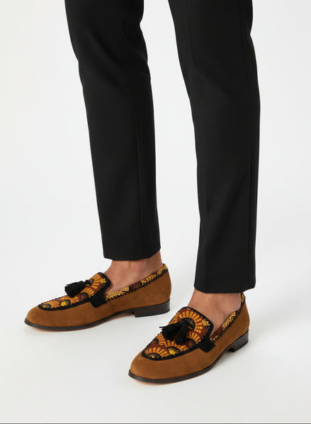 Mocassins MOLOTU camel - cuir artisanal et wax africain - vue chaussure portée - HIMBA Fashion