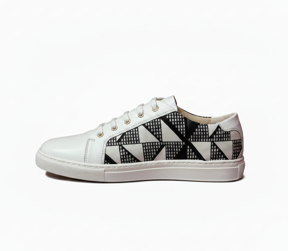 Sneakers KIVU blanches et noires - cuir - vue de profil - HIMBA Fashion