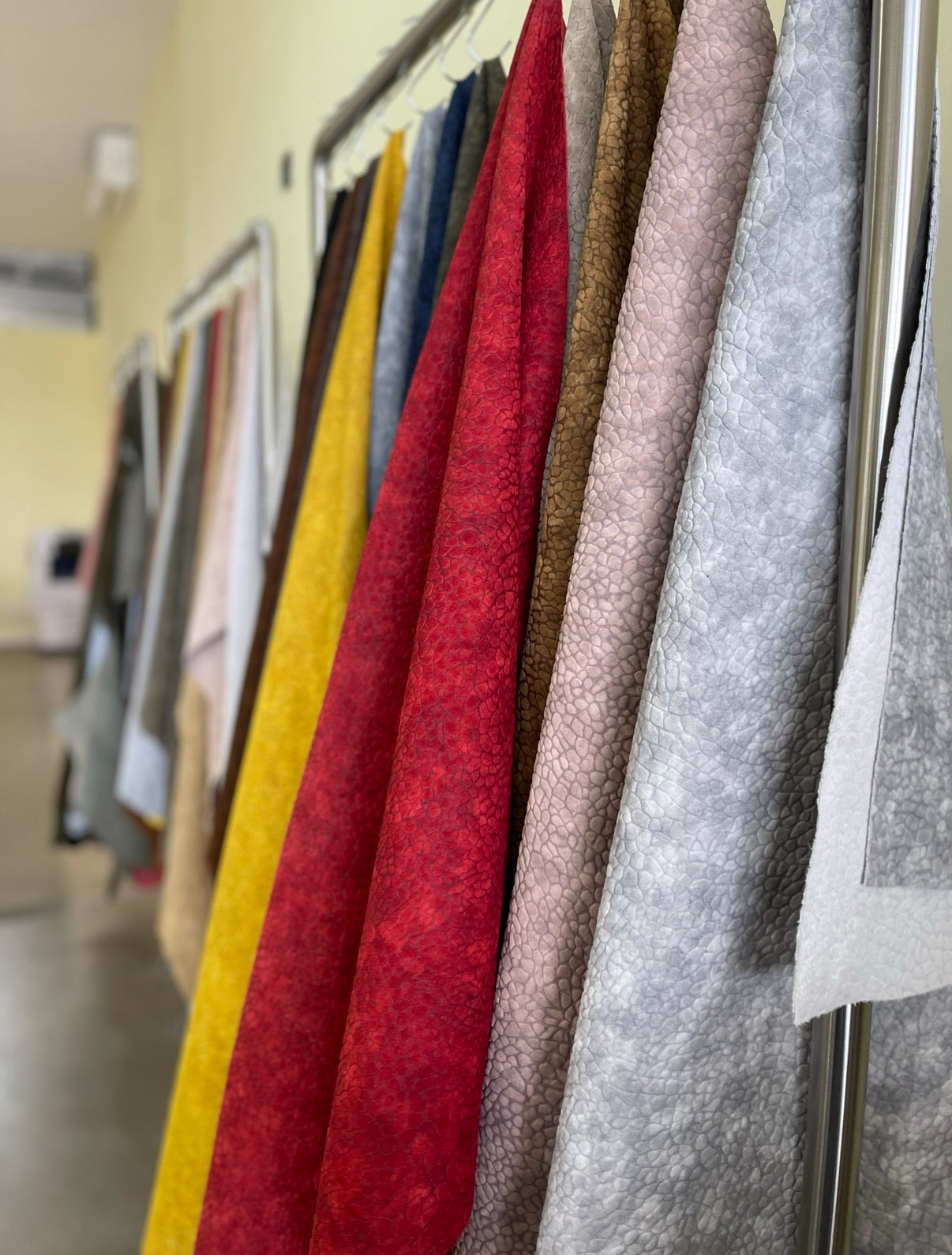 Matières et couleurs en atelier